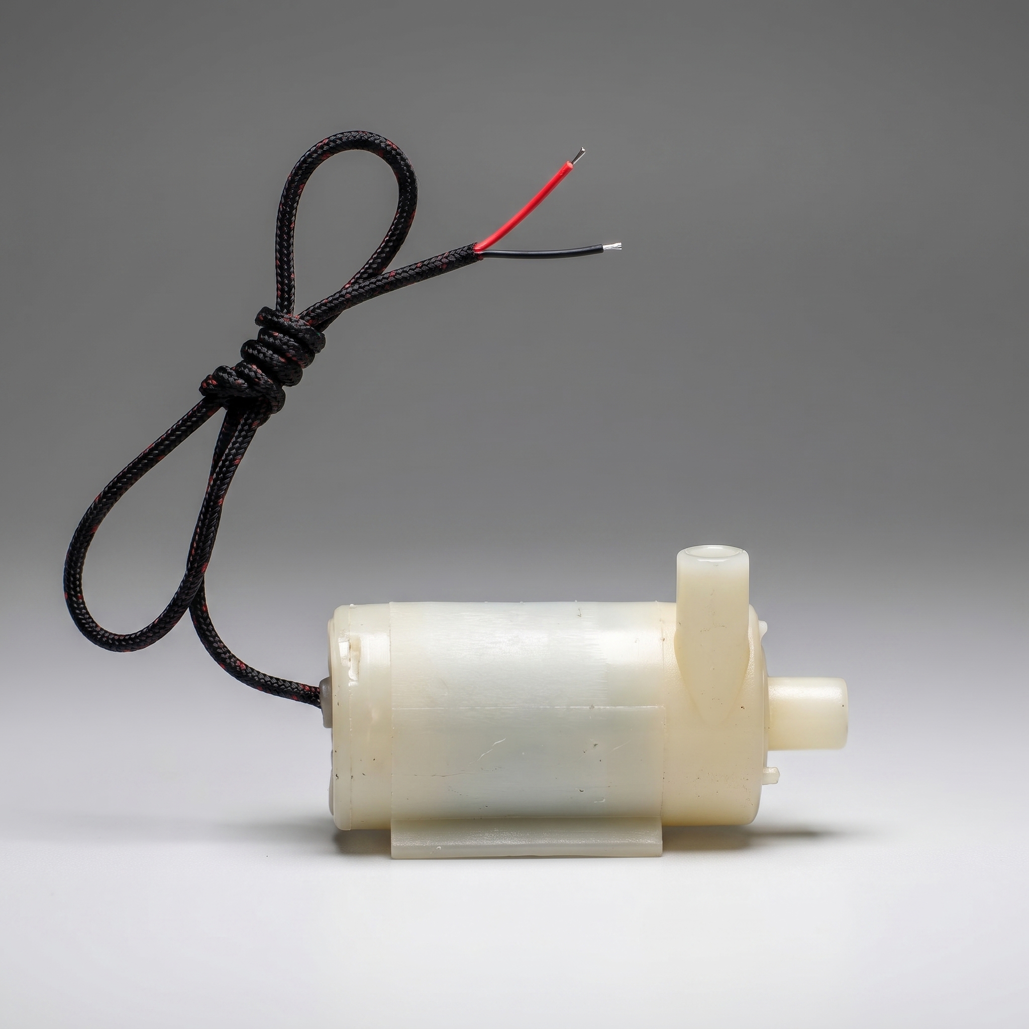 3V to 9V Mini DC Submersible Pump - Image 3